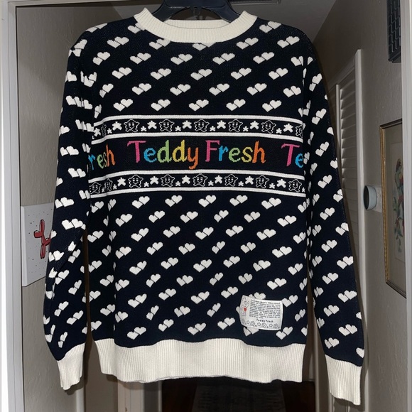 Teddy Fresh x Care Bears Unisex Sweater EUC - Picture 3 of 8